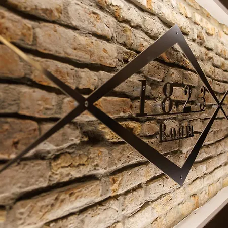 1823 Affittacamere 3*